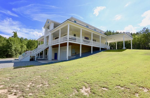 Biscoe House | 6BR/7BA Estate Sleeps 18 Available for US Open 2024