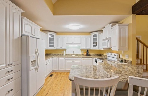 North Augusta House | 7 Acres, 2 Houses, Kayak, Pond, Game Room