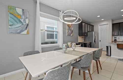 Bay Lake House | 7 Bedrooms/6.5 Bathrooms/Solara (9024 FK)