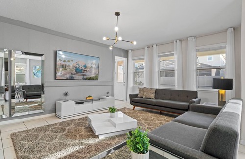 Bay Lake House | 7 Bedrooms/6.5 Bathrooms/Solara (9024 FK)