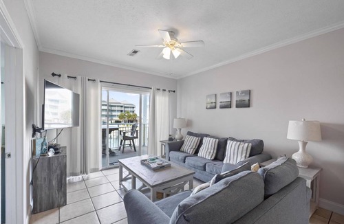 Pensacola Beach Condo | 70 m² Condo ∙ 2 bedrooms ∙ 6 guests