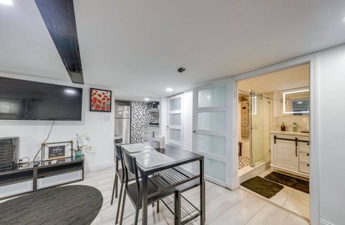 West Park Apartment | 74 m² Apartment ∙ 5 guests