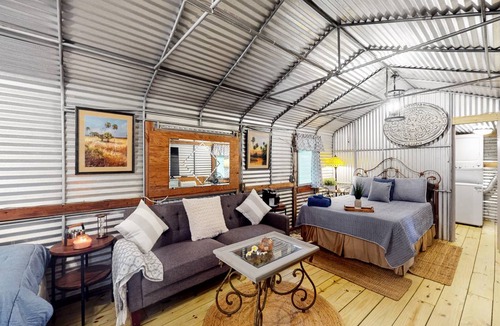 Bronson Cabin | 76 m² Cabin ∙ 2 bedrooms ∙ 7 guests