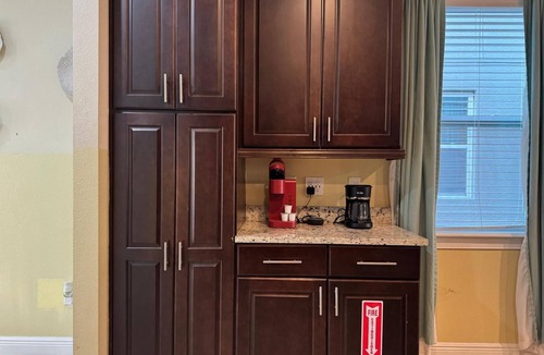 West Kissimmee Cottage | 7613-8-bl-only 10 Minutes From Disney