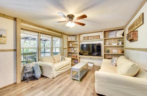 Sautee Nacoochee House | 8 Mi to Helen: Sautee Nacoochee Home w/Hot Tub