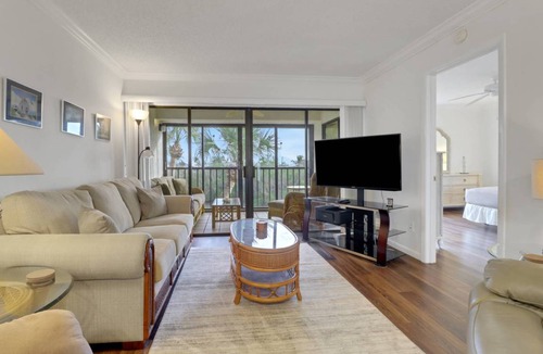 Mid Island Condo | 82 m² Condo ∙ 2 bedrooms ∙ 4 guests