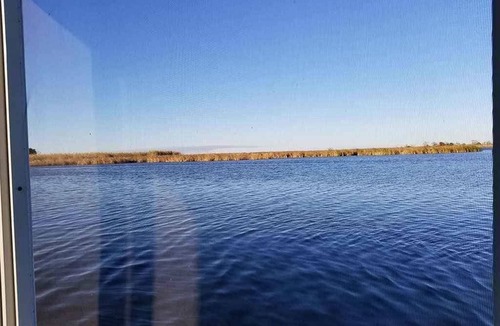 Historic Downtown Apalachicola Boat Rental | 84 m² Houseboat ∙ 1 bedroom ∙ 4 guests