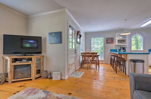 Dauphin Island Cottage | 89 m² Cabin ∙ 2 bedrooms ∙ 6 guests