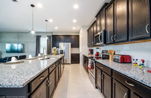 Bay Lake Villa | 9 BED | 6 BATH Amazing Villa w/Gamesroom & POOL 9043SRL
