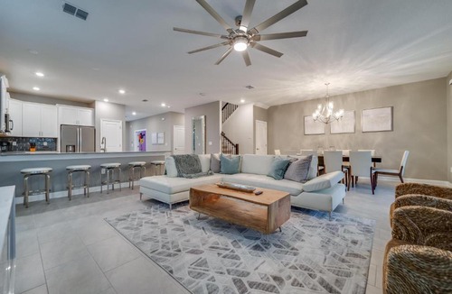 Four Corners House | 9 Bedroom Family Friendly Retreat - Private Pool