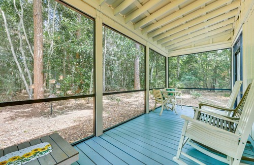 Fruit Cove Cottage | 92 m² Cabin ∙ 3 bedrooms ∙ 8 guests