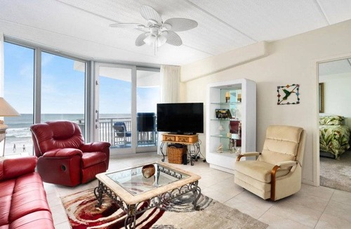 Daytona Beach Shores Condo | 93 m² Condo ∙ 2 bedrooms ∙ 4 guests