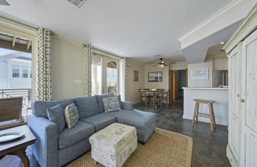 Seaside Condo | 93 m² Condo ∙ 2 bedrooms ∙ 6 guests