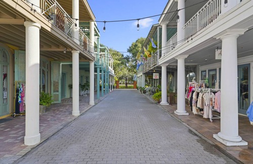 Seaside Condo | 93 m² Condo ∙ 2 bedrooms ∙ 6 guests