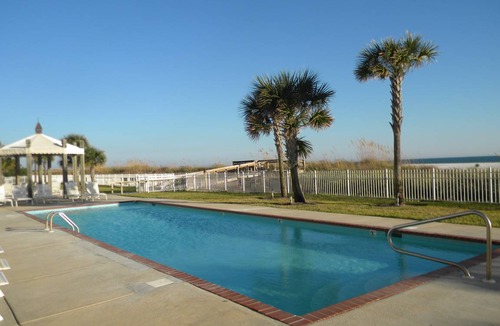 Dauphin Island Condo | 93 m² Condo ∙ 2 bedrooms ∙ 4 guests