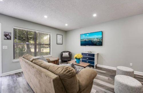 Orange Park House | 93 m² House ∙ 1 bedroom ∙ 6 guests