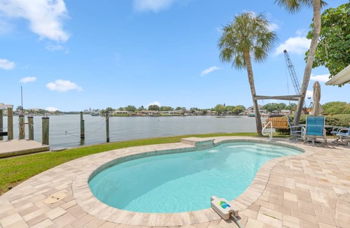 Shore Acres House | 9303SAPPHIRESEASPMH - Dolphin Bayou