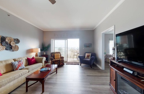 Waterside Village Condo | 95 m² Condo ∙ 2 bedrooms ∙ 4 guests