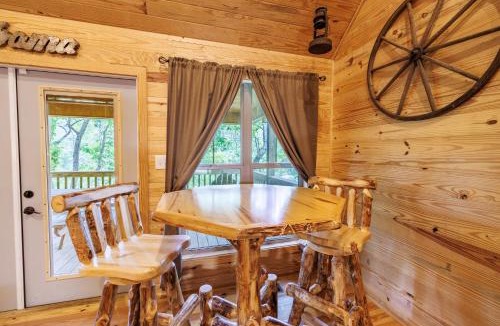 Mentone House | A Little River Romance - Private Dock - Hot Tub