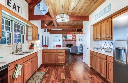 Odessa House | A perfect Lake House get away