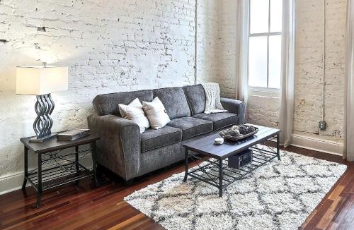 Historic District - North House | Above Broughton St 3015B