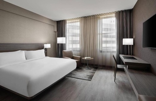 Downtown Little Rock Hotel | AC Hotel by Marriott Little Rock Downtown