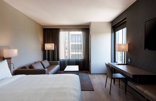 Tallahassee Hotel | AC Hotel by Marriott Tallahassee Universities at the Capitol