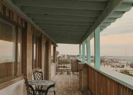 St. Augustine Apartment | Admiral Suite