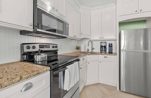 Longboat Key Apartment | Adorable Beachfront Studio, Private Beach, Originally Part of Starfish Motel
