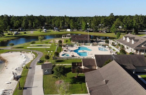 Longs House | Affordability Meets Comfort! Parking, Pets Allowed Near Alligator Adventure-