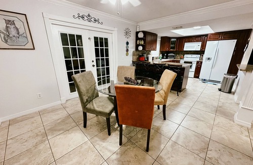 Orlando House | Affordable 3 Bedroom Home W/Private Pool. Minutes from Orlando's theme parks