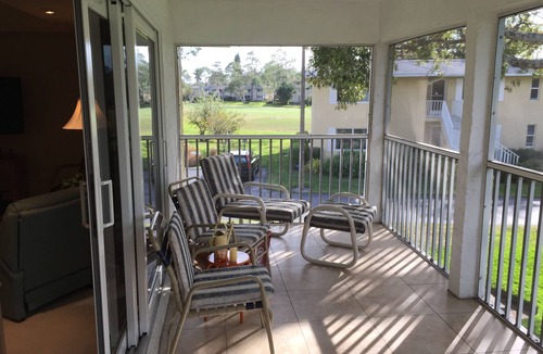 East Naples Condo | Affordable Luxury 2+2 Condo Lots of Amenities 2nd Fl. Near Everything