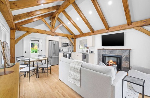 Sugarfork Cabin | Agate Cabin at Highland Peaks Retreat