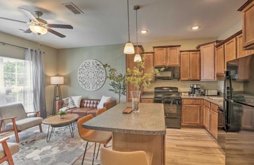 Tallahassee Apartment | Airy Tallahassee Condo about 5 Mi to Downtown!