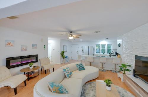 Alligator Point House | Alligator Point Beachfront Home with Private Hot Tub