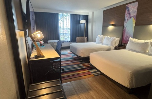 Ludlam Hotel | Aloft Miami Dadeland