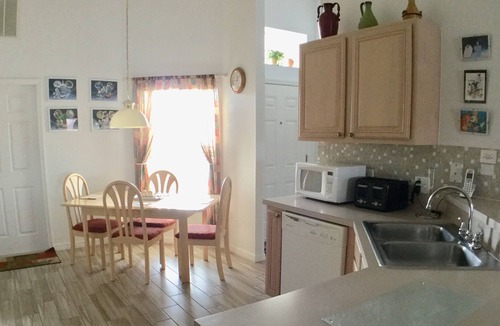 Poinciana House | ALWAYS FREE POOL HEAT - Disney, Pool Home - Lake View - New CARPET/TILE
