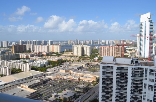 Sunny Isles Beach Apartment | Amazing Apartment In The Best Area Of Miami, La Perla Unit 3703 STR #00082