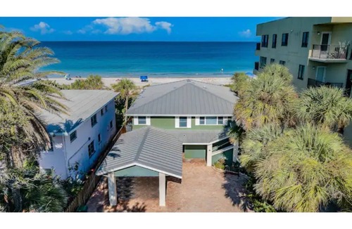 Independence Square House | Amazing Beach Views! Magical Sunsets! 4 separate units for the price of one!