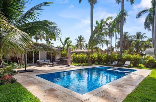 South Lake Villa | Amazing Family Home in Hollywood FL