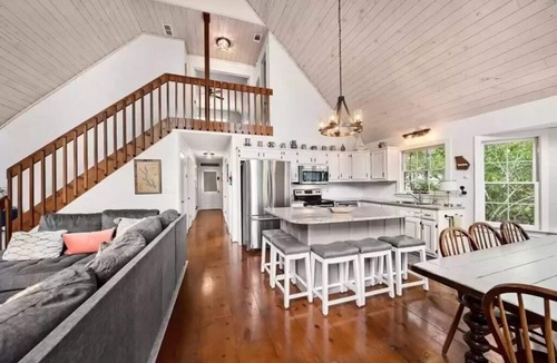 Eatonton House | Amazing lake front, deep water cove