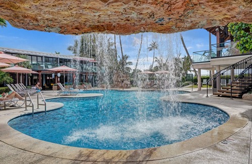 Mid Beach Apartment | Amazing Ocean Front Condo/2BD beach Resort/1515