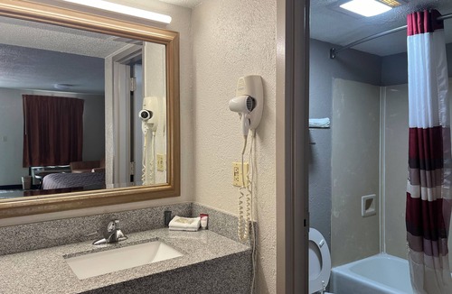 St. Andrews Hotel | American Inn