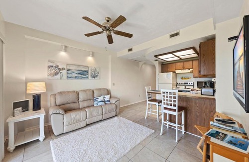 Mid Island House | Anchors Away A, 1 Bedroom, Ground Floor, Bay Views