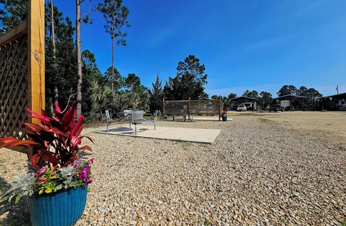 Salem RV Rental | Anchors Out RV Campground - Gulf Fishing in Keaton Beach & Steinhatchee, FL.