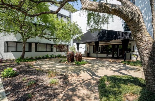 Buckhead Heights Apartment | Apartment 110