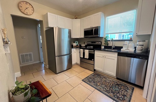 Historic Uptown Apartment | Apartment in St. Petersburg - Minutes from Downtown