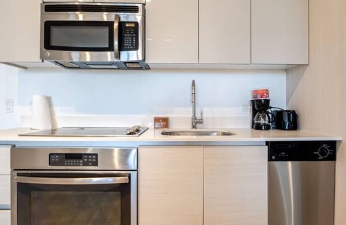 Hallandale Beach Apartment | Apartment ∙ 1 bedroom ∙ 3 guests