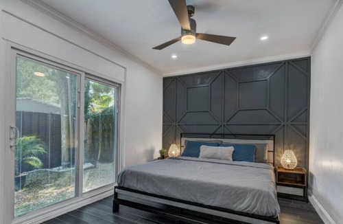 Parkland Estates Apartment | APT 2 · Hyde Park/ Bayshore Blvd Private Suite