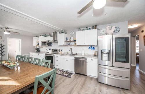 Williamstown House | Arkstone Retreat Suites - 3 in 1